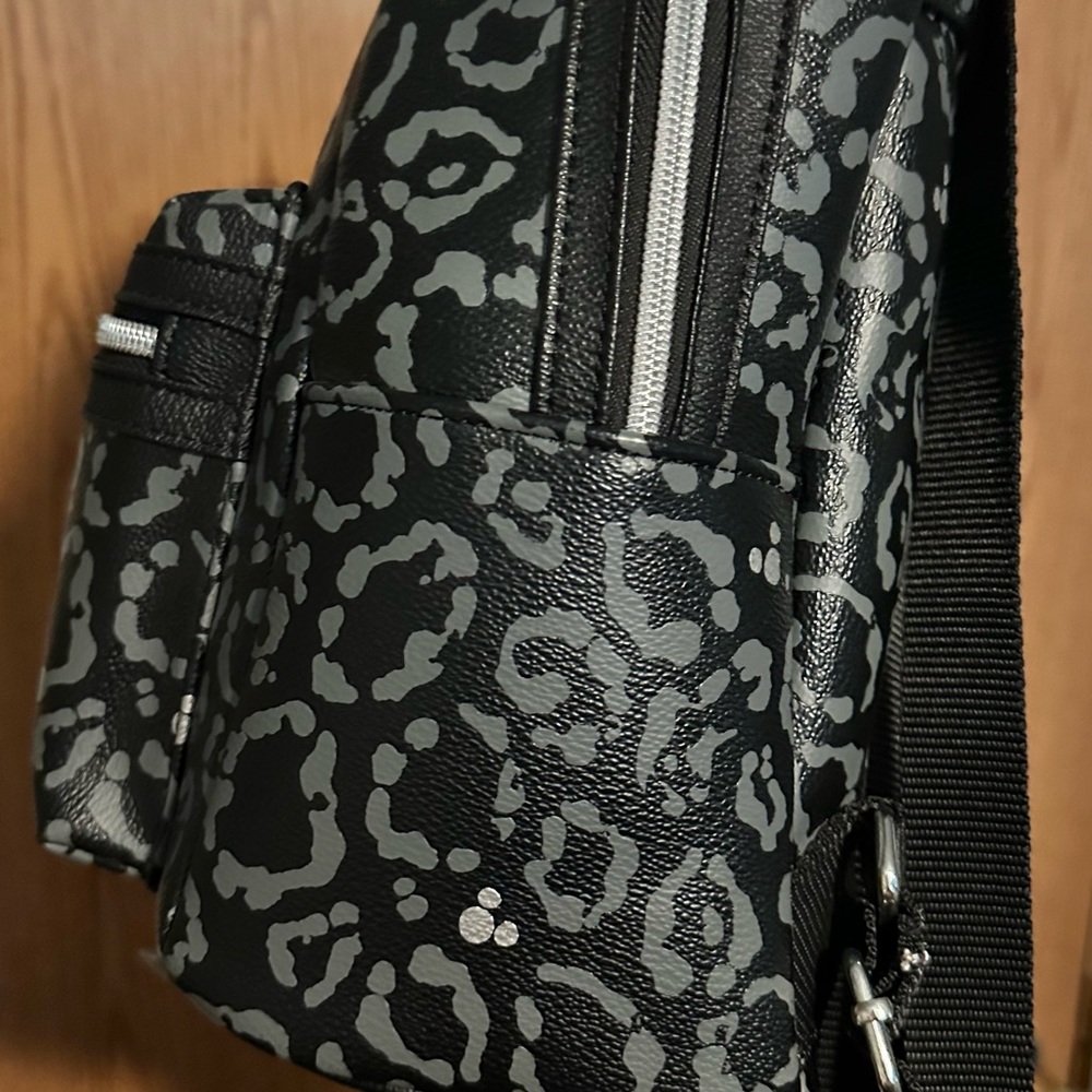Disney Animal Kingdom leopard backpack